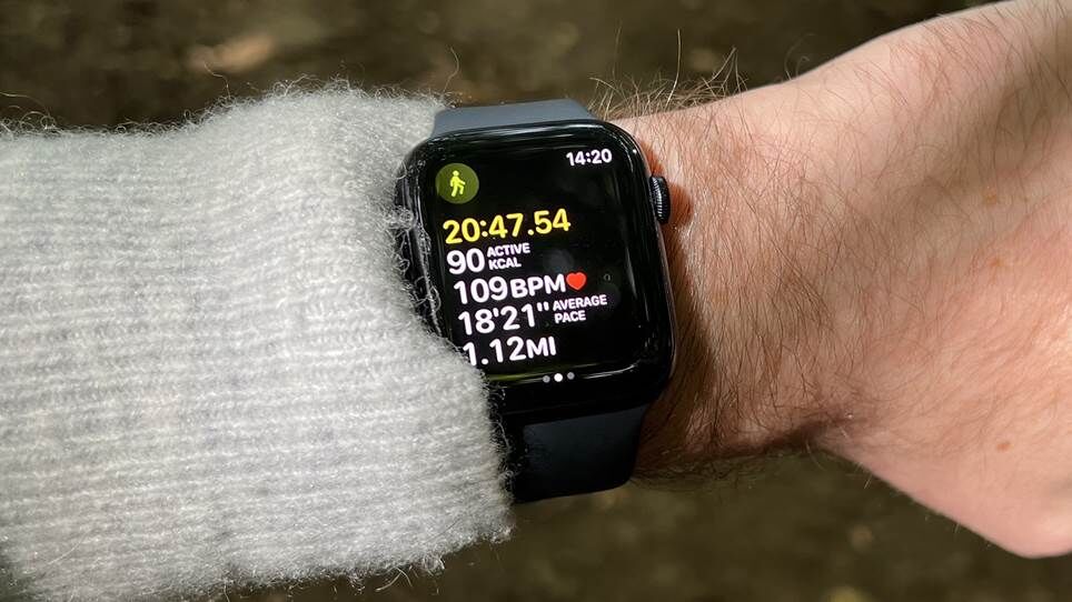 Đồng hồ Apple SE 2