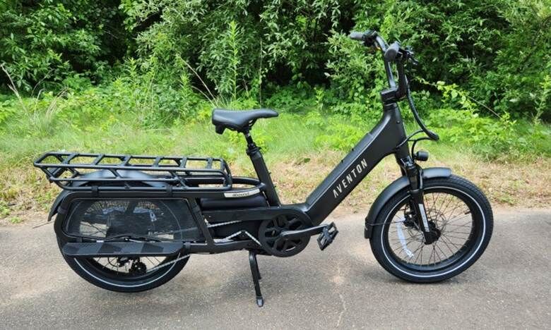 Aventon Abound LR nhìn từ bên phải.